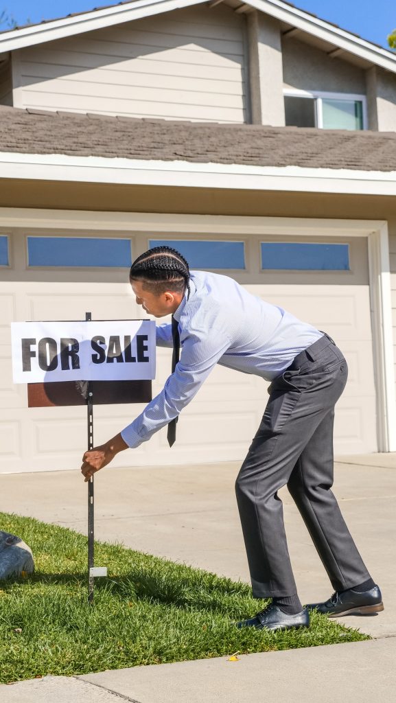 Un agent immobilier