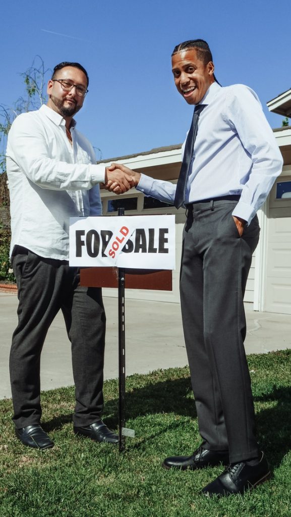 Un agent immobilier