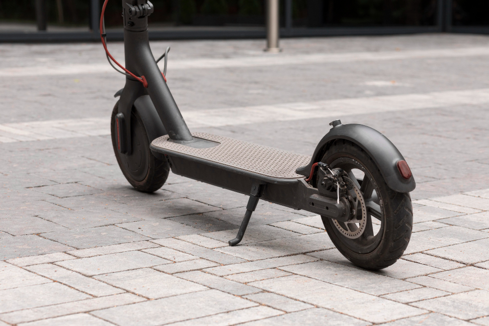 trottinette électrique béquille