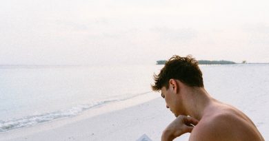 Lecture à la plage